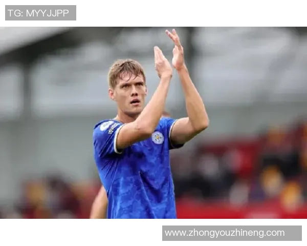 米尔顿凯恩斯与查尔顿的激烈对决展现英格兰足球的魅力与竞争精神