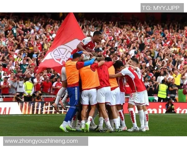 诺丁汉森林与阿森纳激战正酣谁能在英超赛场上笑到最后